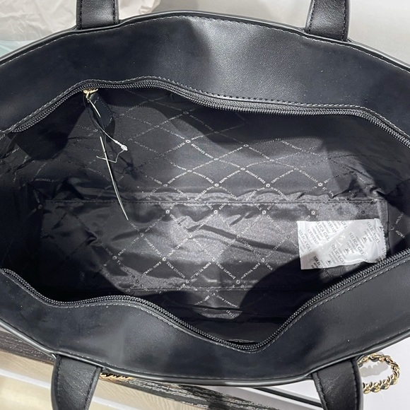 Michael Kors Large EW Tote Bag Black - Picture 8 of 13